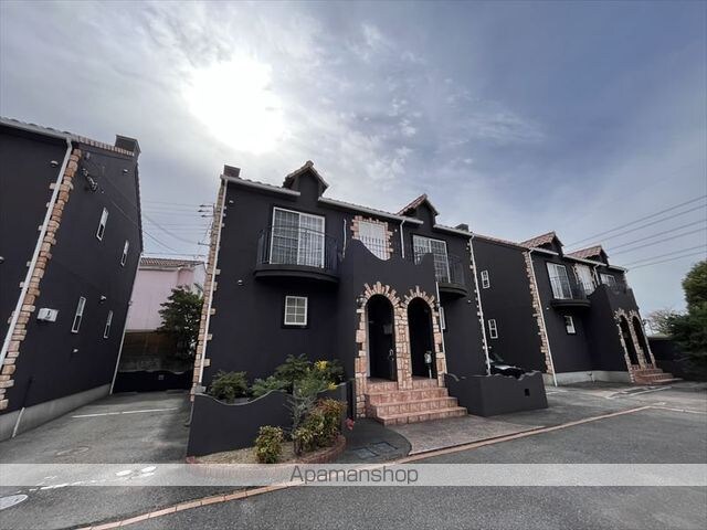 パンチュール[3LDK/70.61m2]の外観2