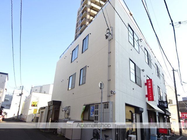 NYパレスの外観写真