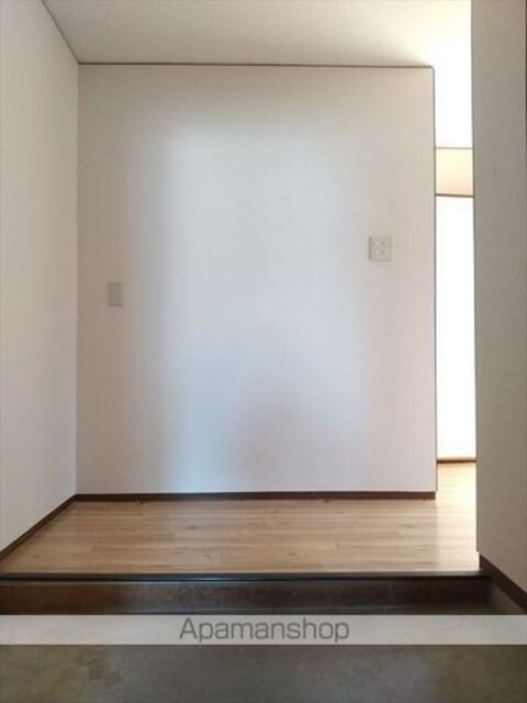 和歌山県和歌山市和歌浦中１丁目[2DK/40.24m2]の玄関