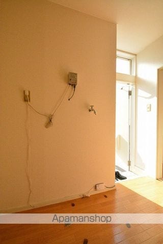 クリスタル夏月の内装写真
