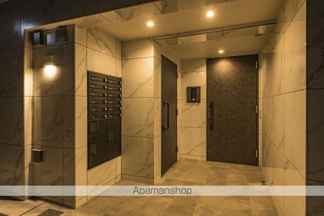 THE RESIDENCE NIHONBASHIの玄関写真