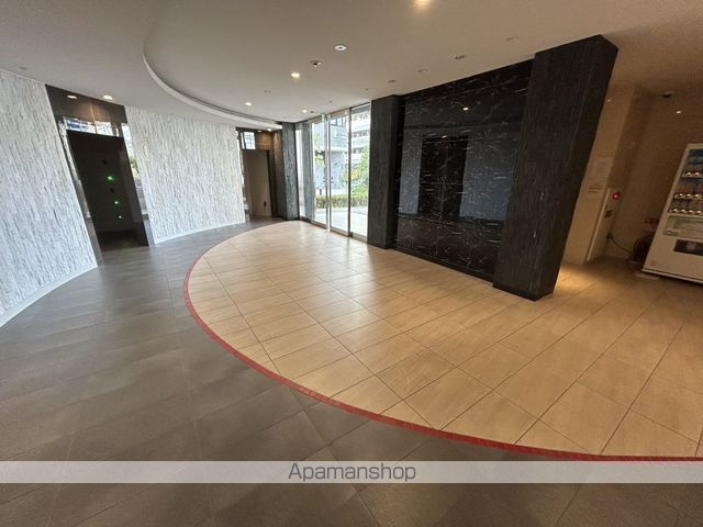 セレニテ江坂ルフレの内装写真