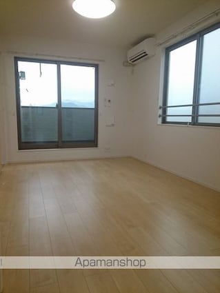 ベストウォール篠原[2LDK/64.55m2]のリビング・居間