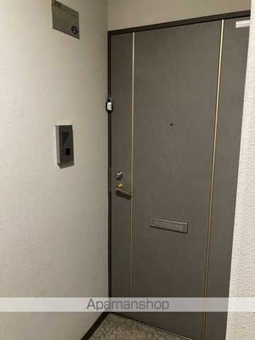 メゾン・ド・レノンの玄関写真