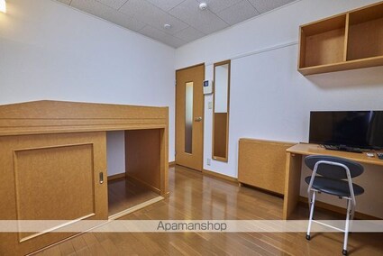 レオパレス川名駒方[1K/20.9m2]のリビング・居間