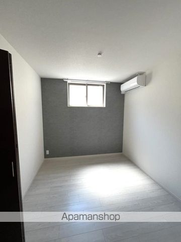 クレストの内装写真