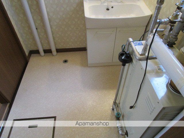 ロブ・ノールの内装写真