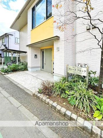 グレースブルックの玄関写真