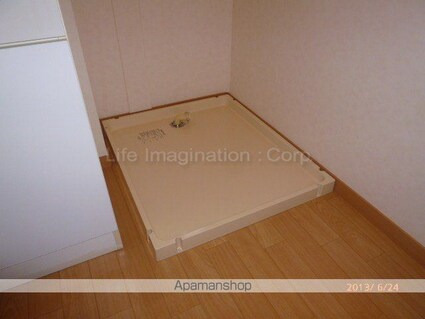 アーバンプロムナードⅡ[1K/29.84m2]のエントランス2