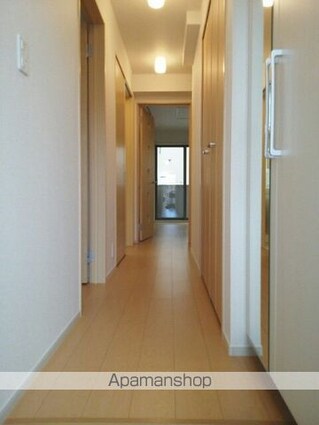 東京都西多摩郡瑞穂町南平２丁目[1LDK/45.02m2]の玄関