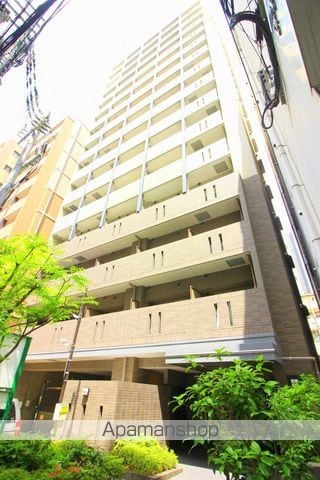 レジディア京町堀の外観写真