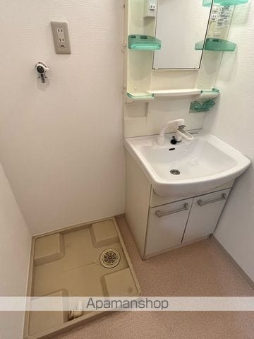 シティーコート大小路の内装写真
