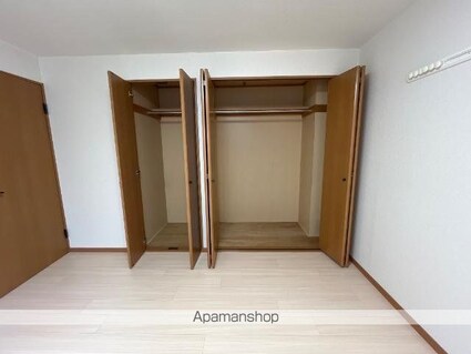 エメラルド・ノービレⅢ[1LDK/46.44m2]の収納