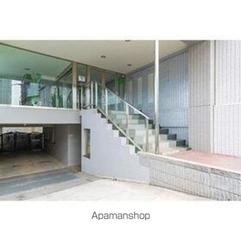NONA PLACE渋谷神山町の玄関写真
