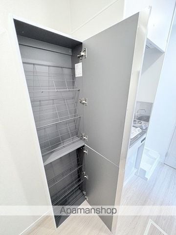 GRIP蓮根の内装写真