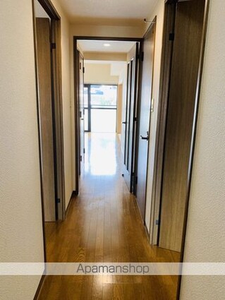 アルデールＹ・Ｋ[3LDK/72m2]の玄関