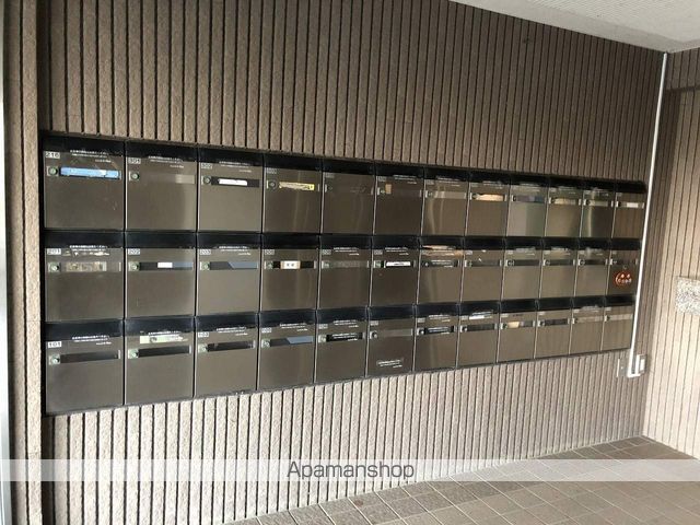 ドルチェ芦屋の玄関写真