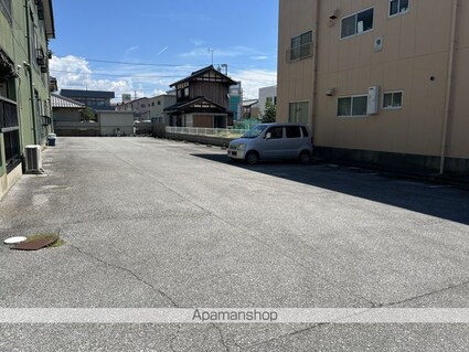 Ｓ－ＡＲＫ　５[3DK/47.62m2]の駐車場1