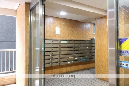 東京都武蔵野市境南町２丁目[1R/15.6m2]の共用部6