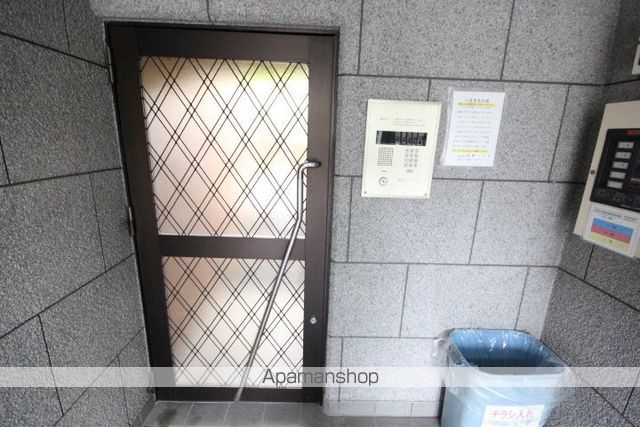 コンフォート祇園の玄関写真
