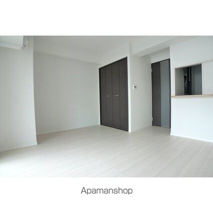 メゾンピオニー都立大学[1K/28.08m2]のリビング・居間2