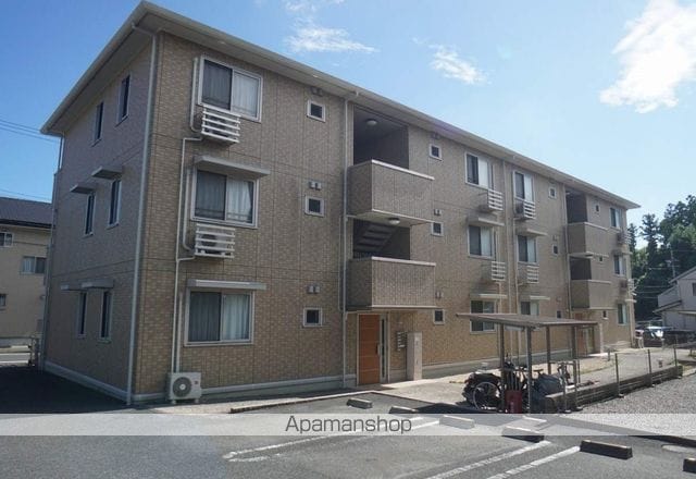ロイヤルガーデン染地台 Bの外観写真