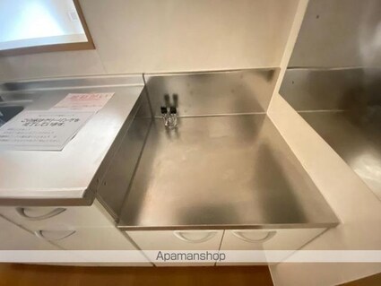 ブライトサンライズＦ[1R/32.9m2]の内装2