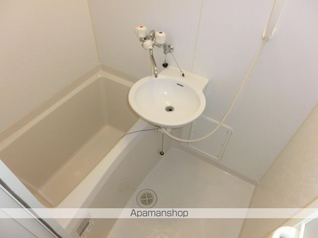 レオパレスPERSIMMONの内装写真
