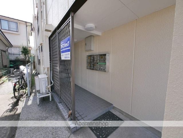 第2YTコーポの玄関写真