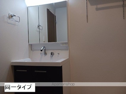 ブライト　スクエアⅣ[1LDK/50.05m2]の洗面所