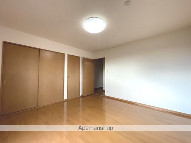 PRIMERA Eの内装写真
