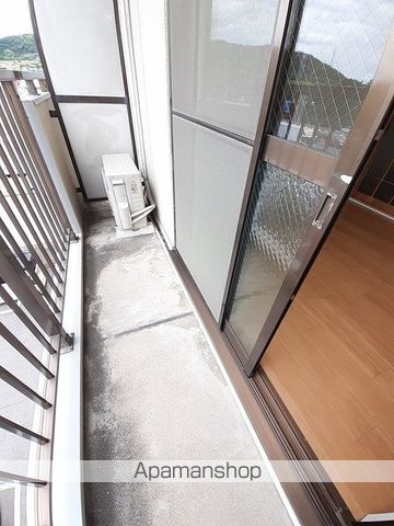 予讃線 坂出駅 徒歩26分 3階建 築34年の内装写真