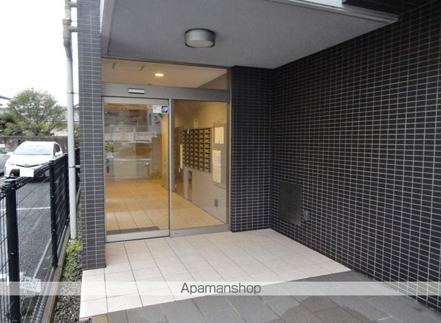 ソフィアOSKの玄関写真
