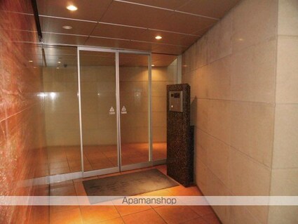 東京都世田谷区三軒茶屋１丁目[1K/24.22m2]のエントランス1