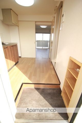 レクサス芳泉IIの内装写真
