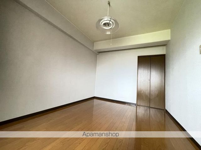 ビッグウエスト３[2LDK/57.19m2]の周辺7