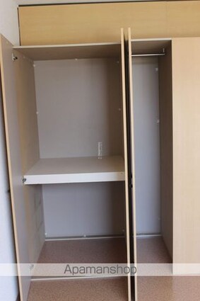 ミストラル[2LDK/46.37m2]の収納