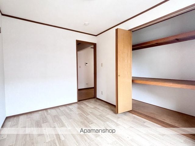 フローレンスIの内装写真
