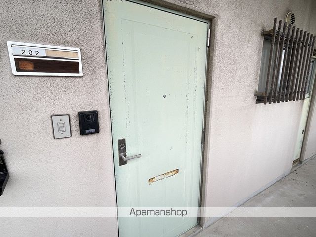藤原マンション中之庄の玄関写真