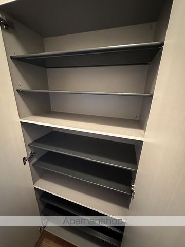 レイクヒルズ名倉IIの内装写真