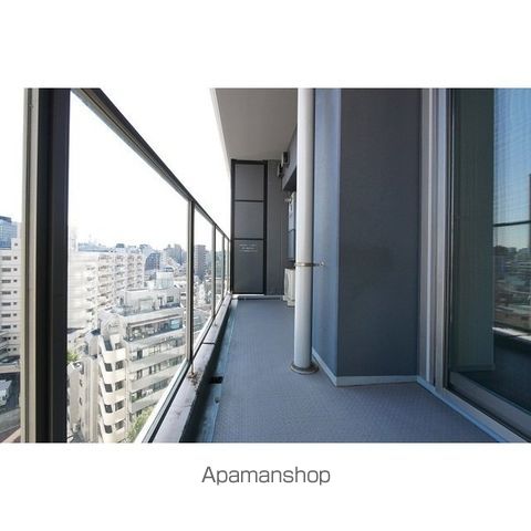 コンフォリア新宿イーストサイドタワーの内装写真