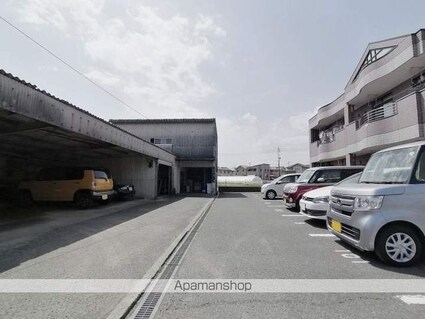 マーキュリーⅤ[3DK/51.66m2]の駐車場2