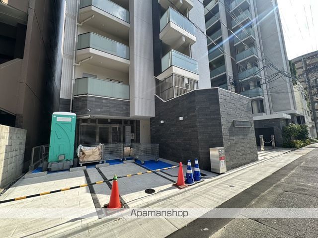 ホワイトメゾン新栄の外観写真