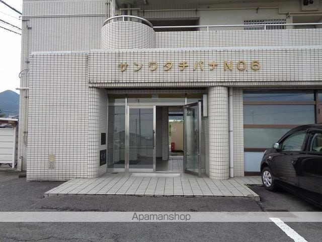サンワタチバナの玄関写真