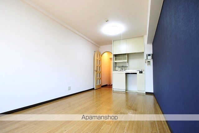 マイルド新大阪レジデンス3号館の内装写真
