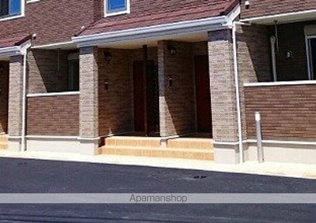 ヒルトップイイダIIの玄関写真