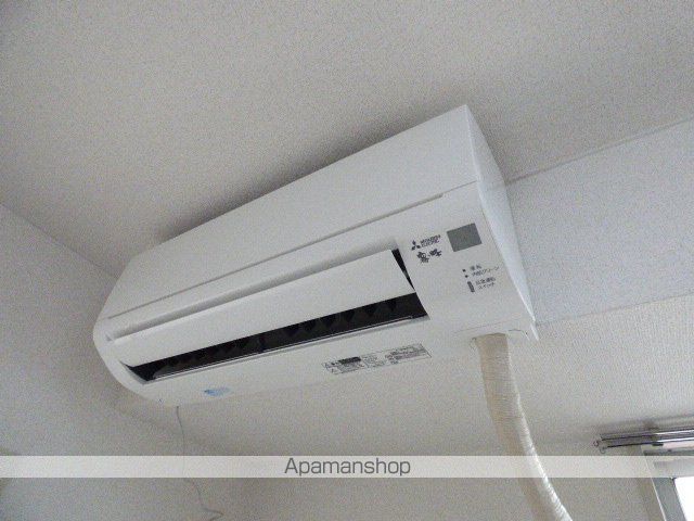 光栄ハイツESAKAの内装写真