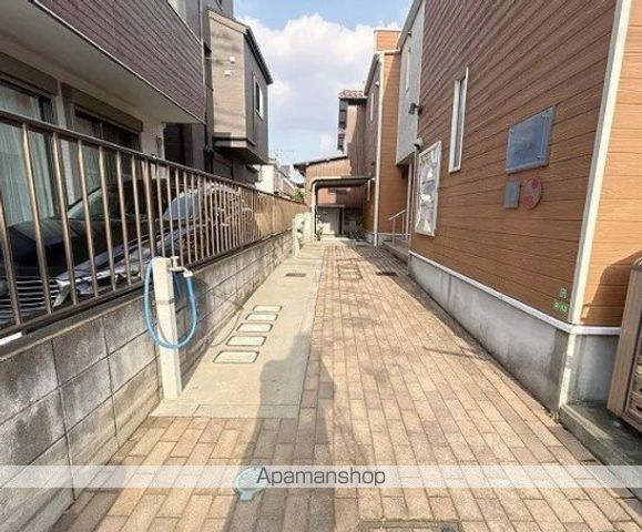 レオネクストYUKARIIIIの玄関写真