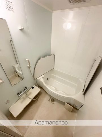 J.FEEL高千穂通の内装写真