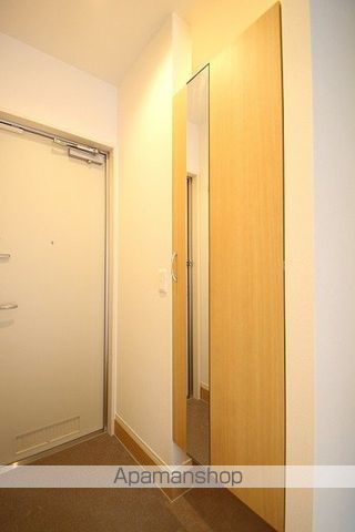 レフィナードの内装写真